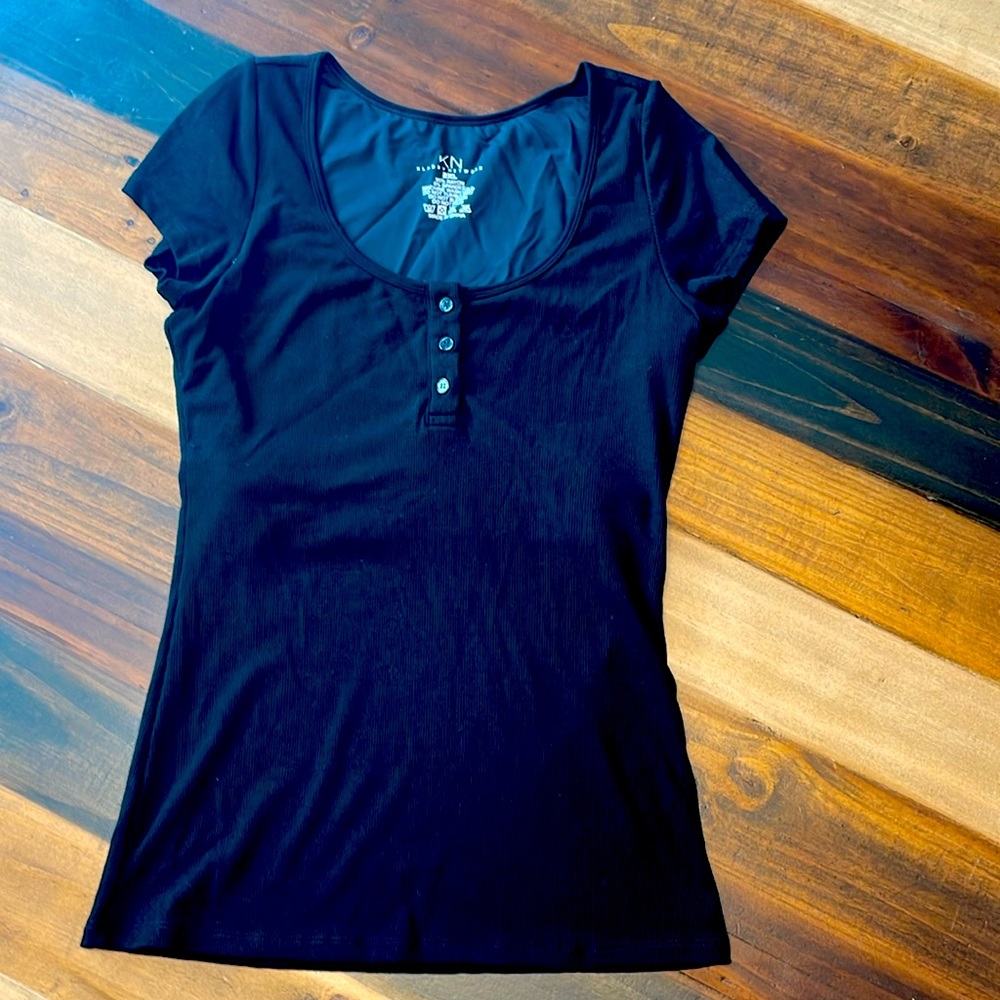 Klassy Network HENLEY T-SHIRT BRAMI *only tried on never worn